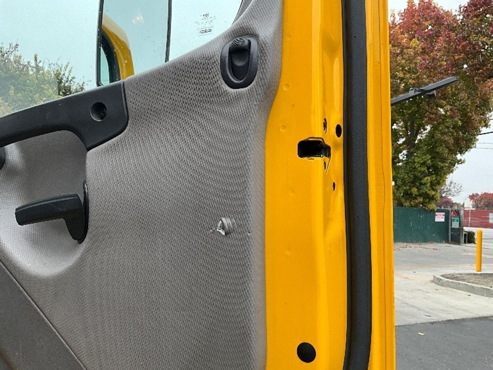 Flatbed Truck-Light and Medium Duty Trucks-Freightliner-2020-M2-Santa Clara-CA-96,314\n\t\tmiles-$ 61,000 - Image 23