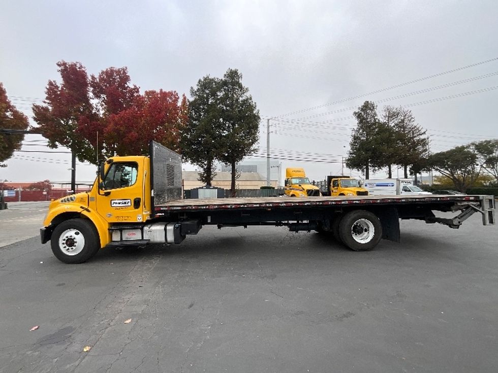 Flatbed Truck-Light and Medium Duty Trucks-Freightliner-2020-M2-Santa Clara-CA-96,314\n\t\tmiles-$ 61,000 - Image 4