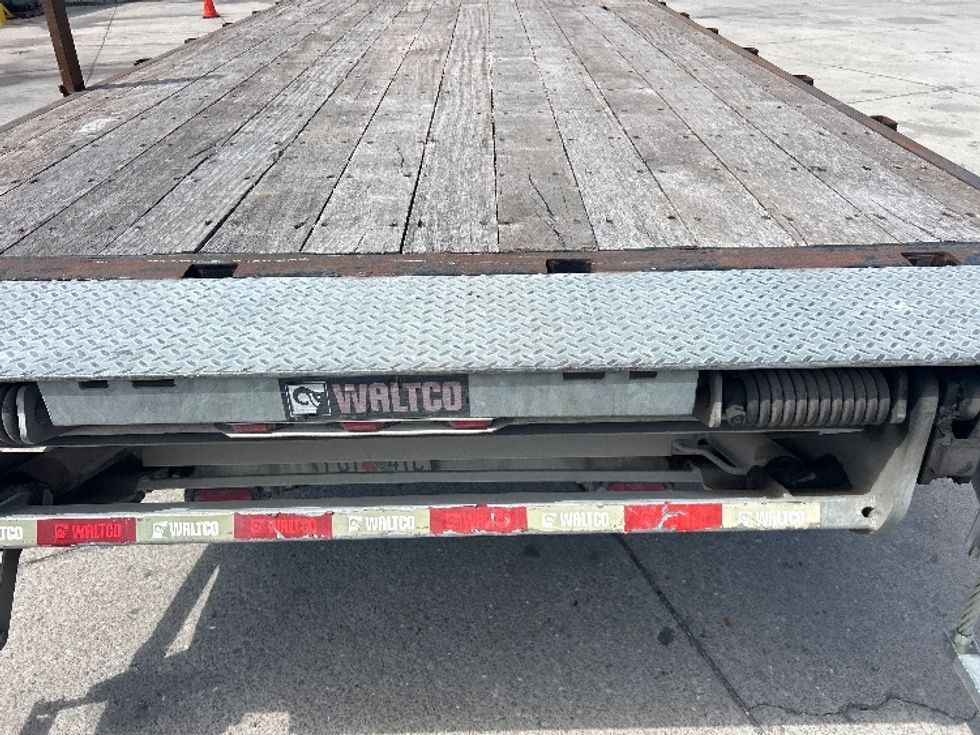 Flatbed Truck-Light and Medium Duty Trucks-Freightliner-2020-M2-Sarasota-FL-151,834\n\t\tmiles-$ 47,750 - Image 10