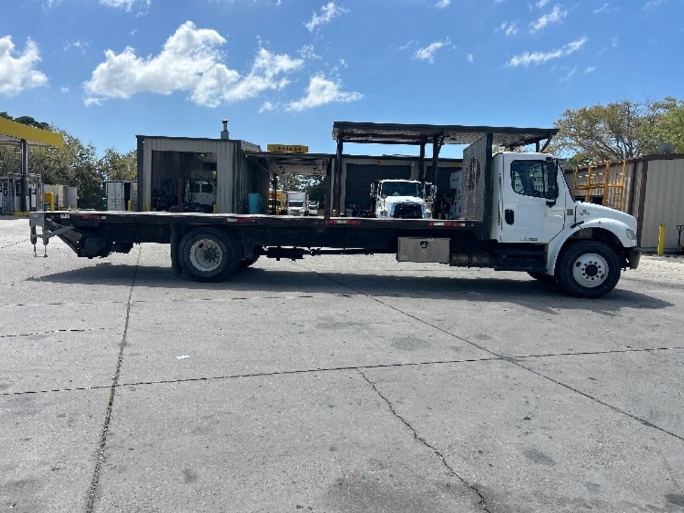 Flatbed Truck-Light and Medium Duty Trucks-Freightliner-2020-M2-Sarasota-FL-151,834\n\t\tmiles-$ 47,750 - Image 15