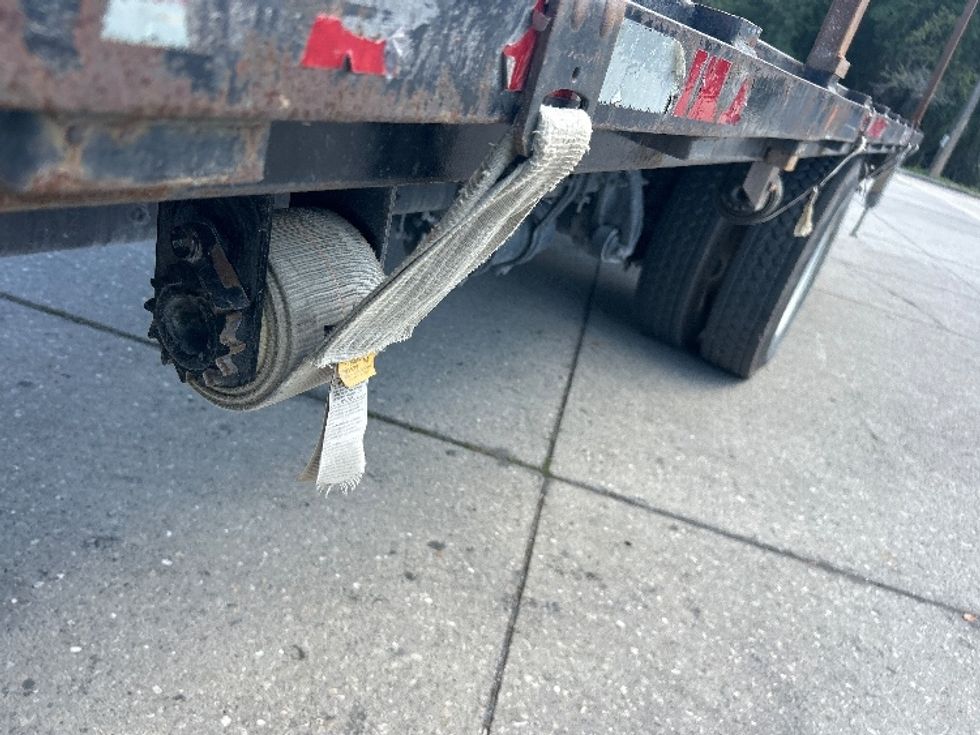 Flatbed Truck-Light and Medium Duty Trucks-Freightliner-2020-M2-Sarasota-FL-151,834\n\t\tmiles-$ 47,750 - Image 24