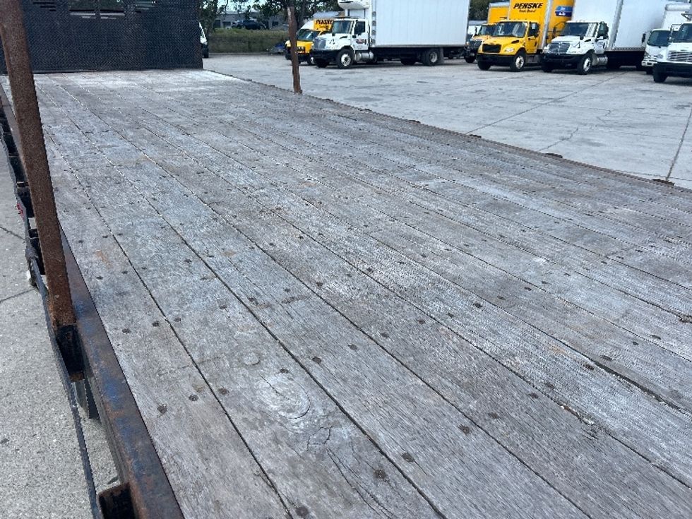 Flatbed Truck-Light and Medium Duty Trucks-Freightliner-2020-M2-Sarasota-FL-151,834\n\t\tmiles-$ 47,750 - Image 26