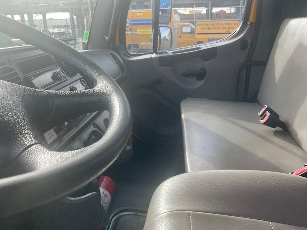 Flatbed Truck-Light and Medium Duty Trucks-Freightliner-2020-M2-Seattle-WA-146,898\n\t\tmiles-$ 51,750 - Image 17