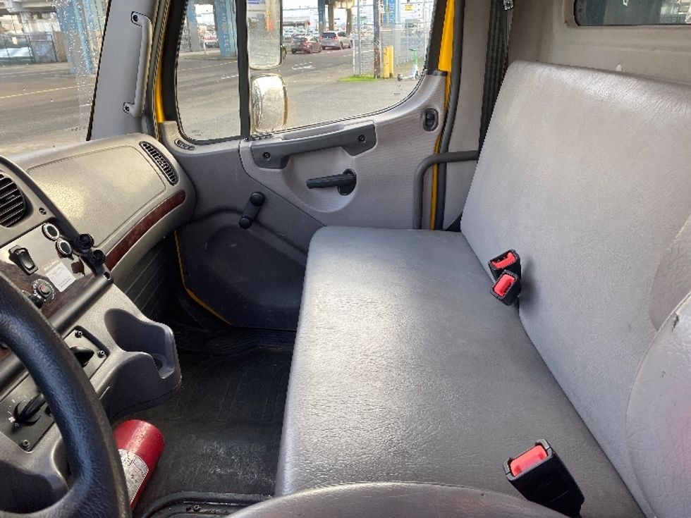 Flatbed Truck-Light and Medium Duty Trucks-Freightliner-2020-M2-Seattle-WA-45,506\n\t\tmiles-$ 59,750 - Image 19