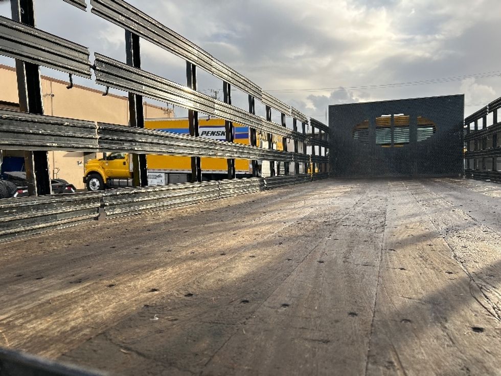 Flatbed Truck-Light and Medium Duty Trucks-Freightliner-2020-M2-South San Francisco-CA-117,421\n\t\tmiles-$ 54,250 - Image 10