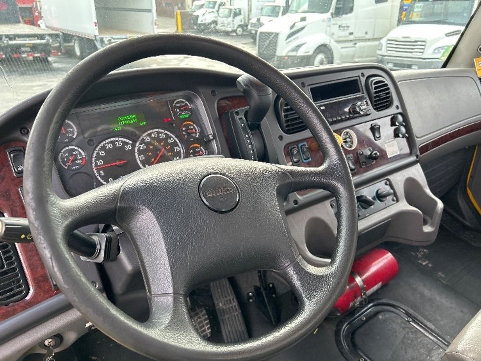 Flatbed Truck-Light and Medium Duty Trucks-Freightliner-2020-M2-South San Francisco-CA-117,421\n\t\tmiles-$ 54,250 - Image 16