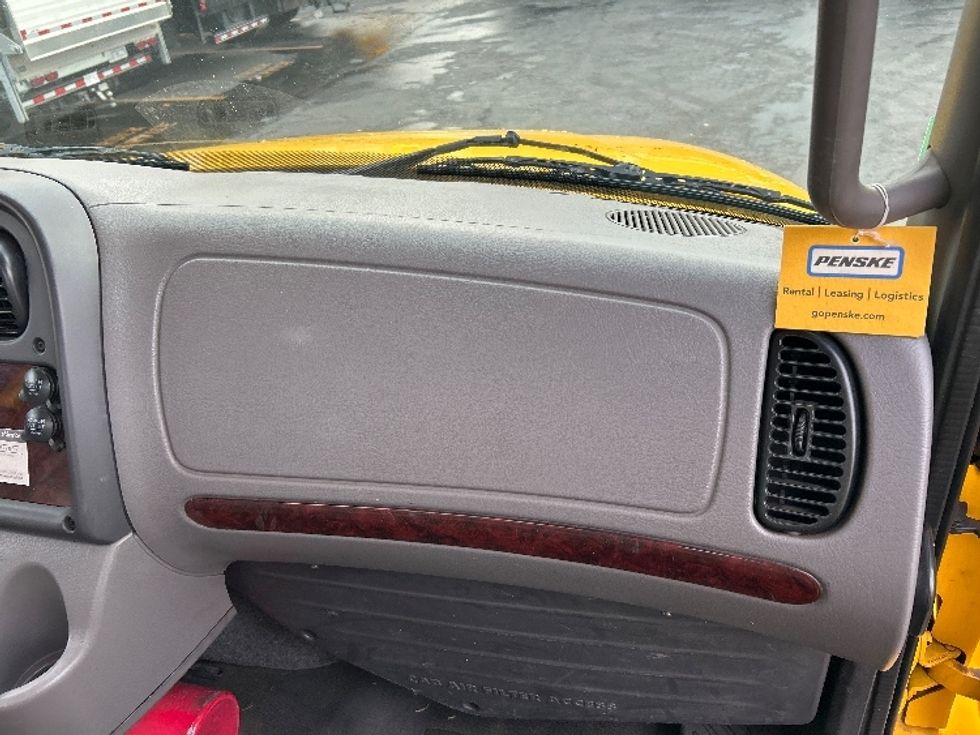 Flatbed Truck-Light and Medium Duty Trucks-Freightliner-2020-M2-South San Francisco-CA-117,421\n\t\tmiles-$ 54,250 - Image 19