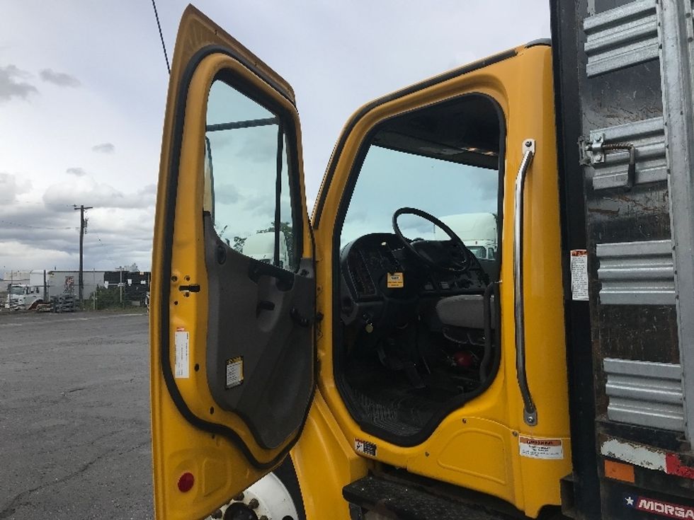 Flatbed Truck-Light and Medium Duty Trucks-Freightliner-2020-M2-Spokane Valley-WA-90,320\n\t\tmiles-$ 50,750 - Image 12