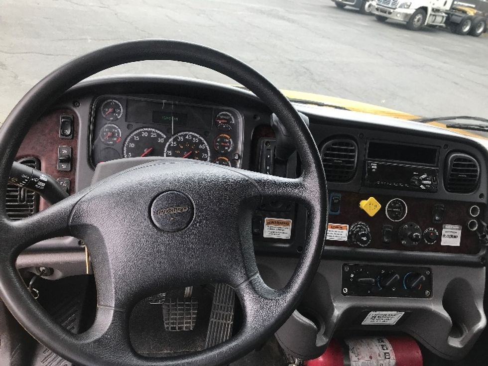 Flatbed Truck-Light and Medium Duty Trucks-Freightliner-2020-M2-Spokane Valley-WA-90,320\n\t\tmiles-$ 50,750 - Image 14