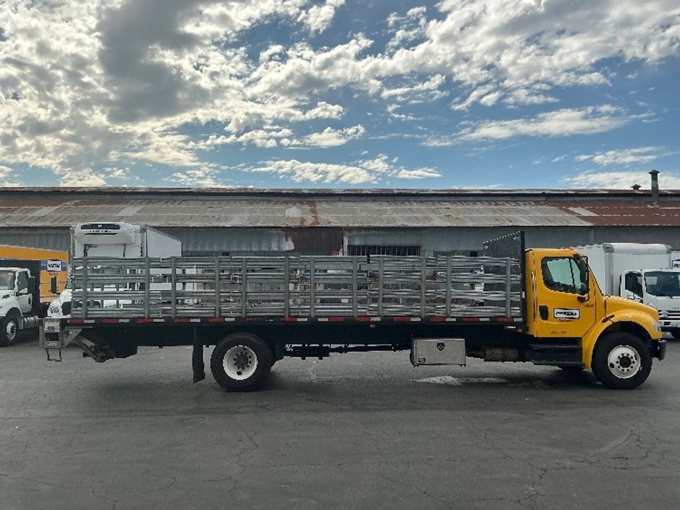 Flatbed Truck-Light and Medium Duty Trucks-Freightliner-2020-M2-Sun Valley-CA-151,324\n\t\tmiles-$ 54,750 - Image 15