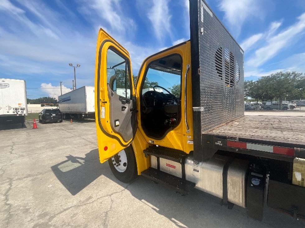 Flatbed Truck-Light and Medium Duty Trucks-Freightliner-2020-M2-Tampa-FL-162,895\n\t\tmiles-$ 50,750 - Image 14