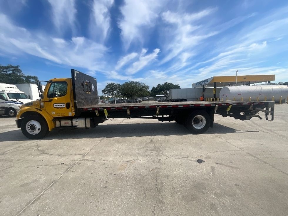 Flatbed Truck-Light and Medium Duty Trucks-Freightliner-2020-M2-Tampa-FL-162,895\n\t\tmiles-$ 50,750 - Image 4