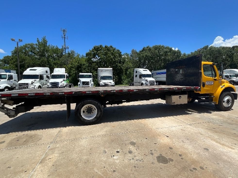 2020 Freightliner M2 106 Medium Duty photo 12