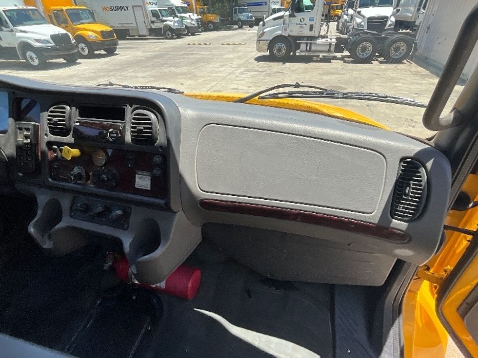 2020 Freightliner M2 106 Medium Duty photo 16