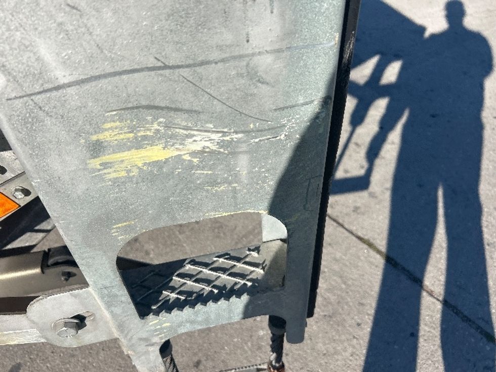 Flatbed Truck-Light and Medium Duty Trucks-Freightliner-2020-M2-Tampa-FL-72,880\n\t\tmiles-$ 56,000 - Image 28