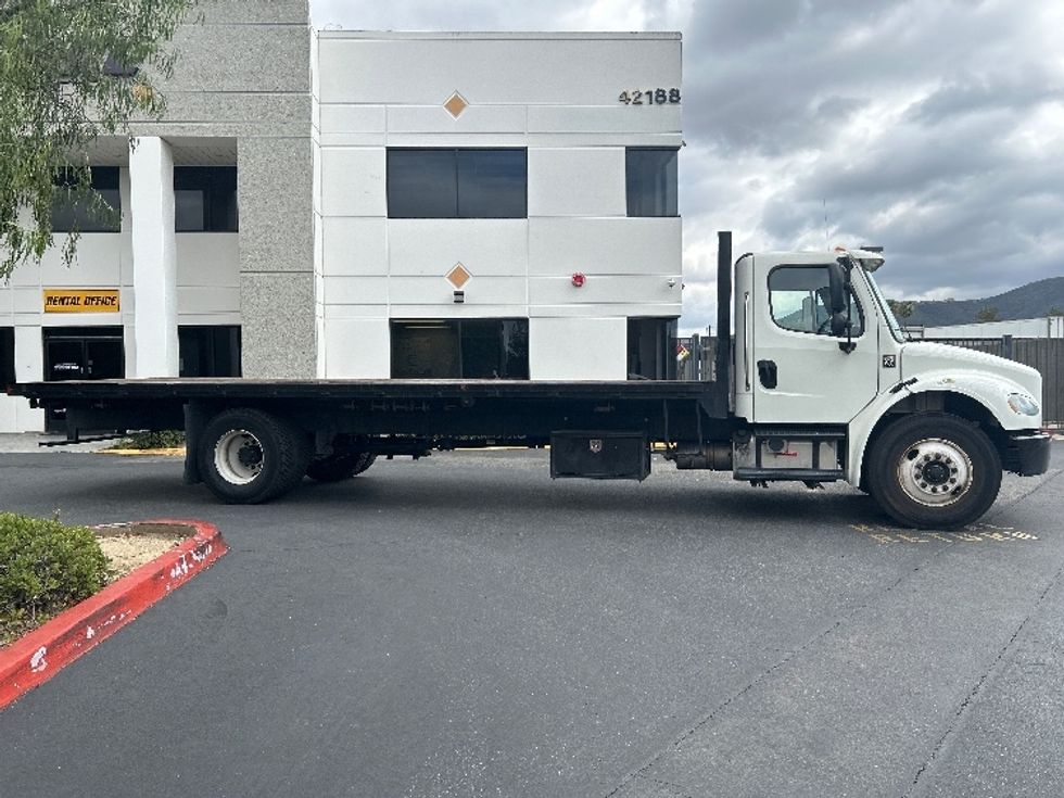 Flatbed Truck-Light and Medium Duty Trucks-Freightliner-2020-M2-Torrance-CA-108,269\n\t\tmiles-$ 61,000 - Image 11