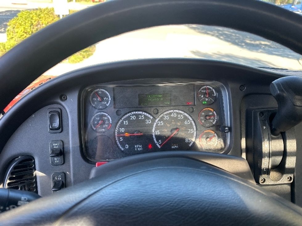 Flatbed Truck-Light and Medium Duty Trucks-Freightliner-2020-M2-Torrance-CA-108,269\n\t\tmiles-$ 61,000 - Image 14