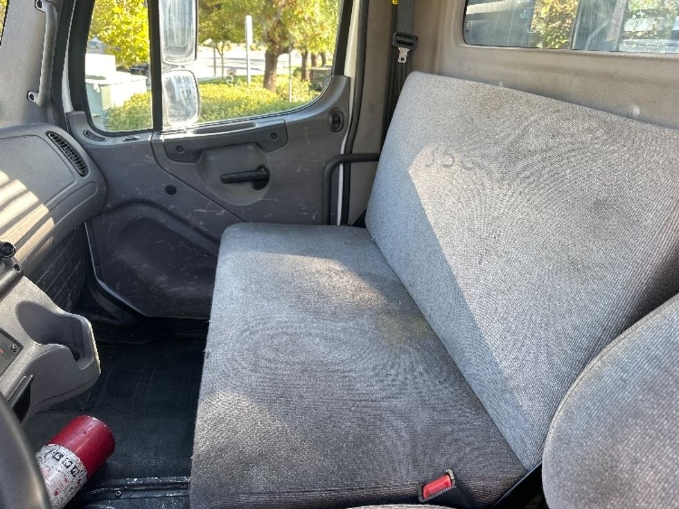 Flatbed Truck-Light and Medium Duty Trucks-Freightliner-2020-M2-Torrance-CA-108,269\n\t\tmiles-$ 61,000 - Image 15