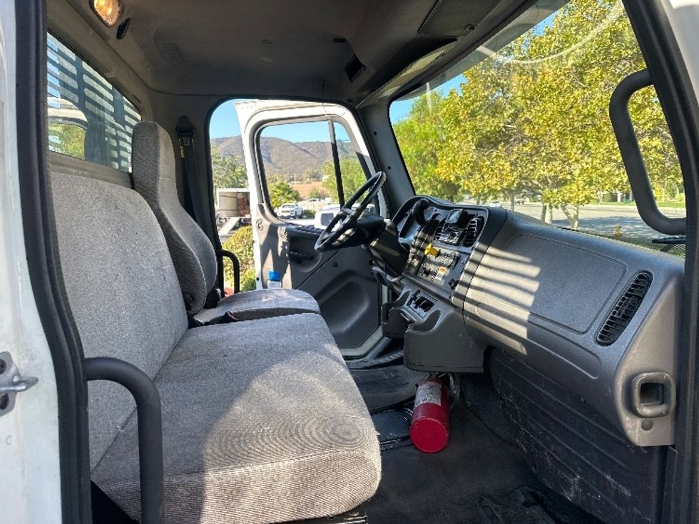 Flatbed Truck-Light and Medium Duty Trucks-Freightliner-2020-M2-Torrance-CA-108,269\n\t\tmiles-$ 61,000 - Image 18