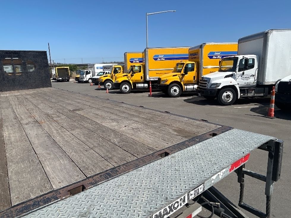 Flatbed Truck-Light and Medium Duty Trucks-Freightliner-2020-M2-Torrance-CA-112,679\n\t\tmiles-$ 58,250 - Image 12