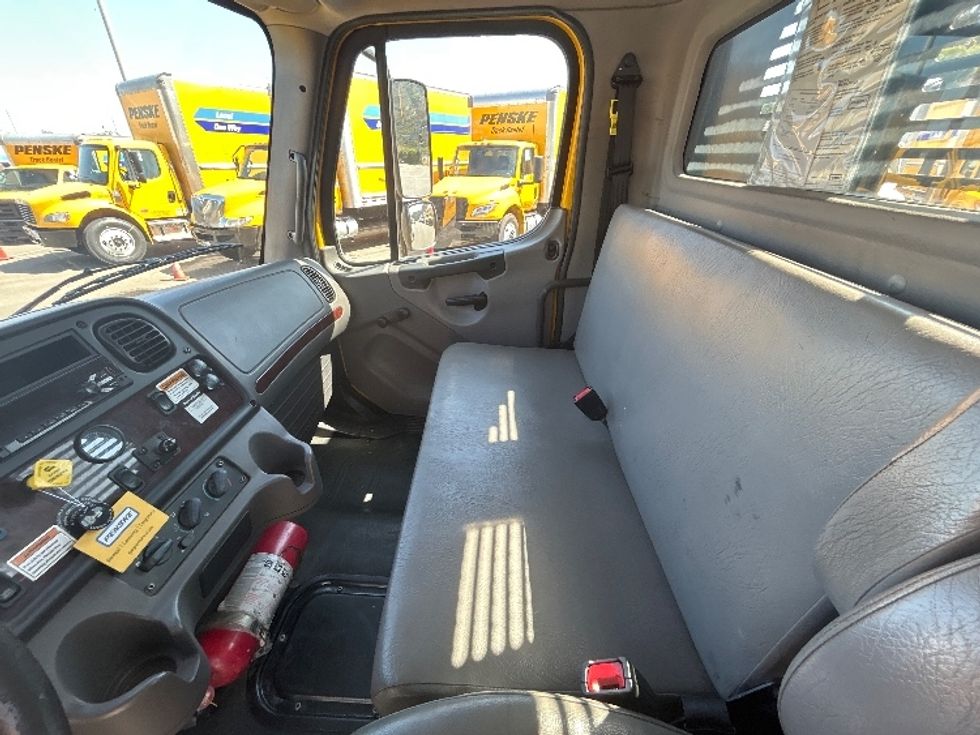 Flatbed Truck-Light and Medium Duty Trucks-Freightliner-2020-M2-Torrance-CA-112,679\n\t\tmiles-$ 58,250 - Image 19