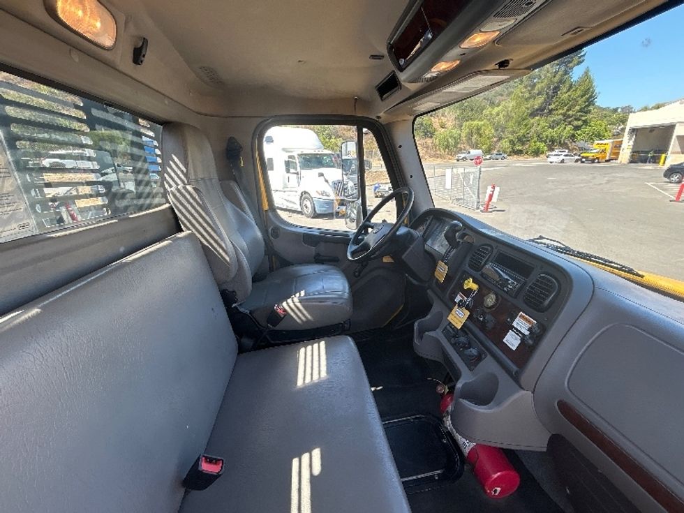 Flatbed Truck-Light and Medium Duty Trucks-Freightliner-2020-M2-Torrance-CA-112,679\n\t\tmiles-$ 58,250 - Image 22