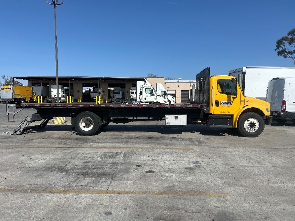 Flatbed Truck-Light and Medium Duty Trucks-Freightliner-2020-M2-Torrance-CA-123,246\n\t\tmiles-$ 56,750 - Image 15