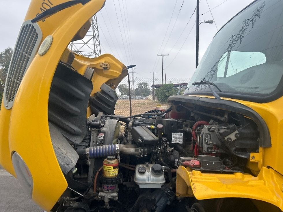 Flatbed Truck-Light and Medium Duty Trucks-Freightliner-2020-M2-Torrance-CA-128,103\n\t\tmiles-$ 56,000 - Image 21