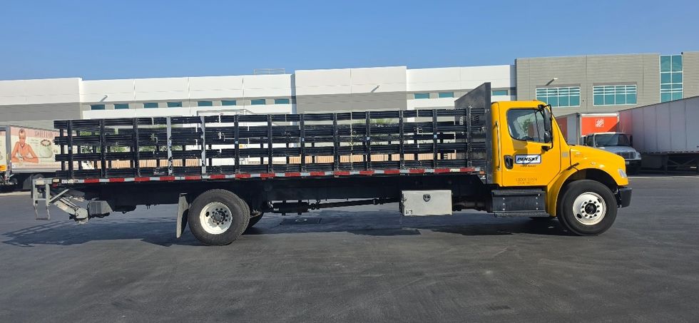 Flatbed Truck-Light and Medium Duty Trucks-Freightliner-2020-M2-Torrance-CA-129,827\n\t\tmiles-$ 55,500 - Image 15