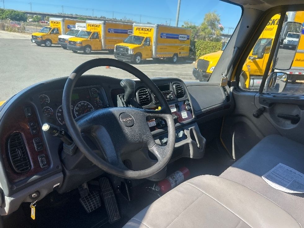 Flatbed Truck-Light and Medium Duty Trucks-Freightliner-2020-M2-Torrance-CA-131,302\n\t\tmiles-$ 53,250 - Image 15