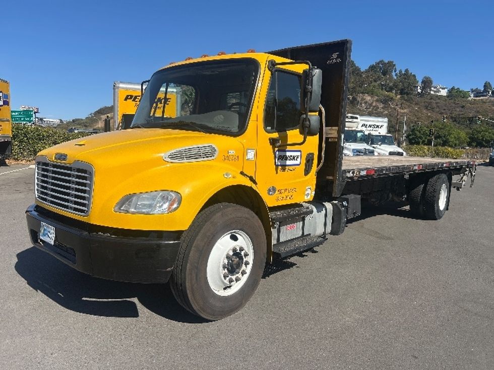 Flatbed Truck-Light and Medium Duty Trucks-Freightliner-2020-M2-Torrance-CA-131,302\n\t\tmiles-$ 53,250 - Image 3