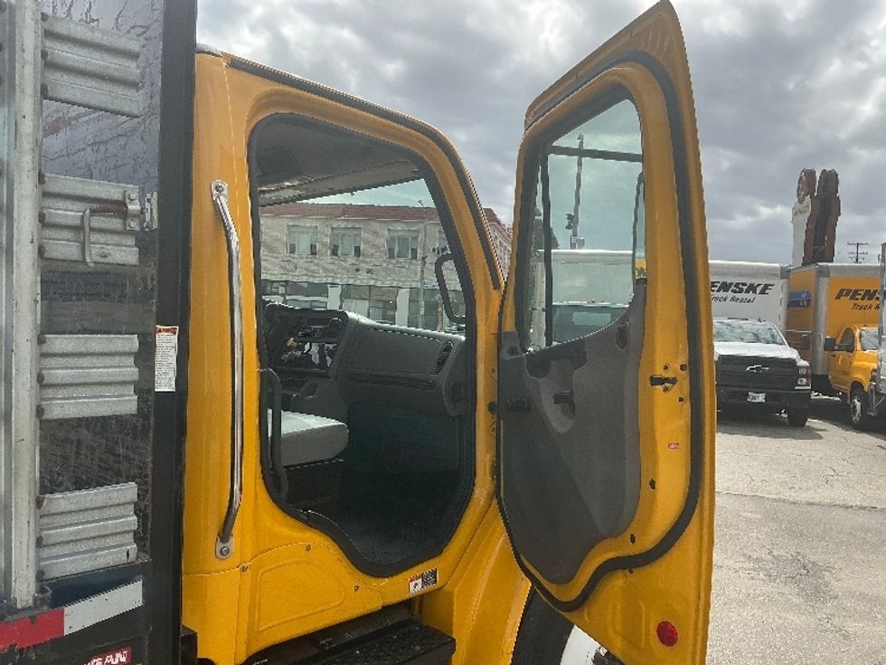 Flatbed Truck-Light and Medium Duty Trucks-Freightliner-2020-M2-Torrance-CA-140,548\n\t\tmiles-$ 55,750 - Image 20