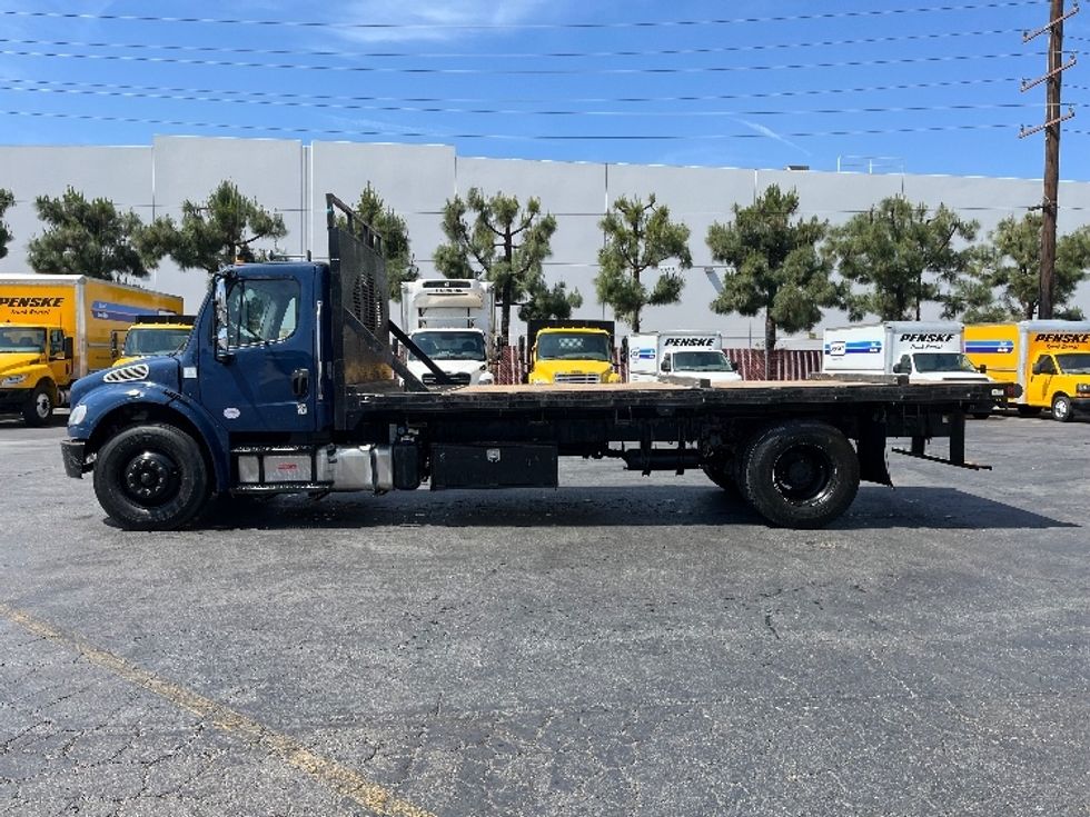 Flatbed Truck-Light and Medium Duty Trucks-Freightliner-2020-M2-Torrance-CA-141,467\n\t\tmiles-$ 47,500 - Image 4