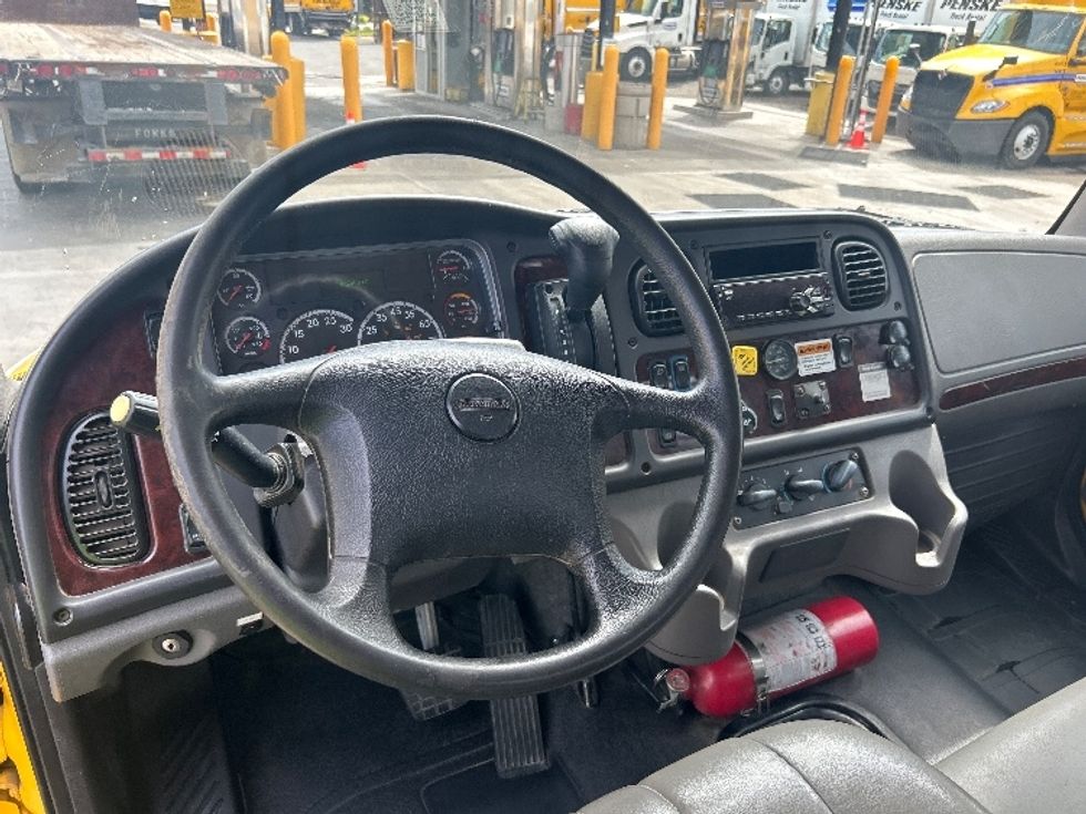 Flatbed Truck-Light and Medium Duty Trucks-Freightliner-2020-M2-Torrance-CA-148,696\n\t\tmiles-$ 53,500 - Image 18