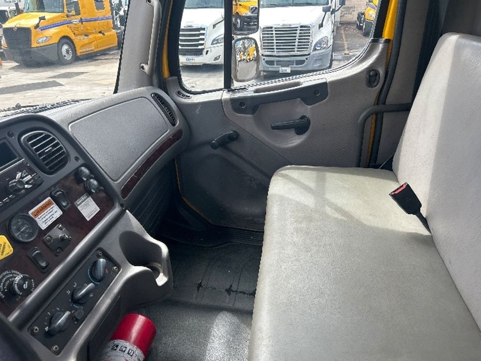 Flatbed Truck-Light and Medium Duty Trucks-Freightliner-2020-M2-Torrance-CA-148,696\n\t\tmiles-$ 53,500 - Image 19