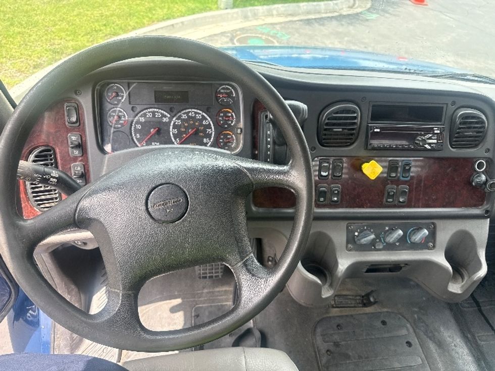 Flatbed Truck-Light and Medium Duty Trucks-Freightliner-2020-M2-Torrance-CA-154,911\n\t\tmiles-$ 51,250 - Image 18
