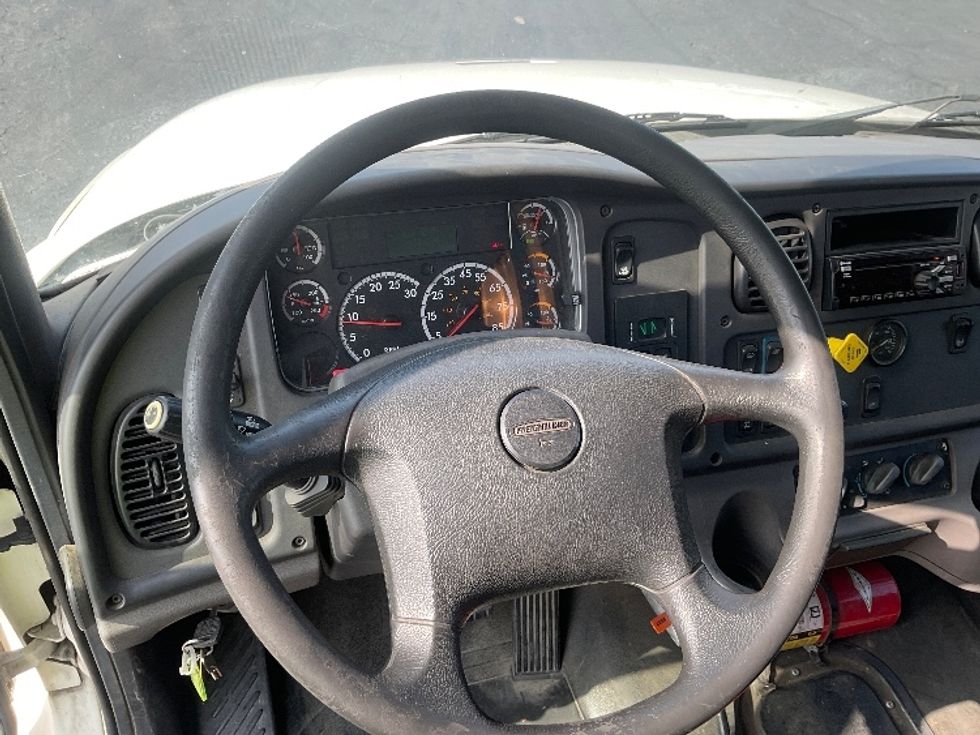 Flatbed Truck-Light and Medium Duty Trucks-Freightliner-2020-M2-Torrance-CA-289,200\n\t\tmiles-$ 55,500 - Image 18