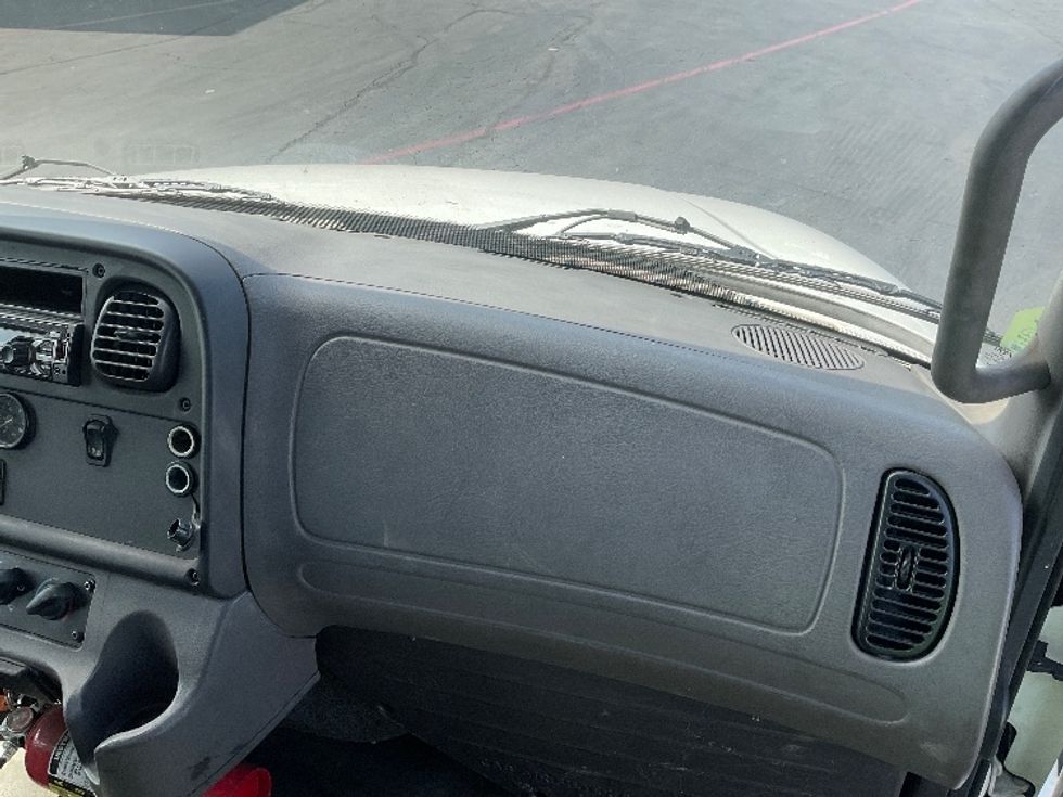 Flatbed Truck-Light and Medium Duty Trucks-Freightliner-2020-M2-Torrance-CA-289,200\n\t\tmiles-$ 55,500 - Image 21