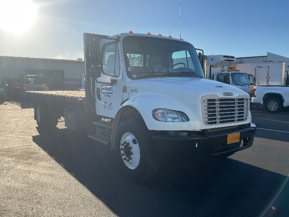 Flatbed Truck-Light and Medium Duty Trucks-Freightliner-2020-M2-Torrance-CA-39,543\n\t\tmiles-$ 58,250 - Image 1