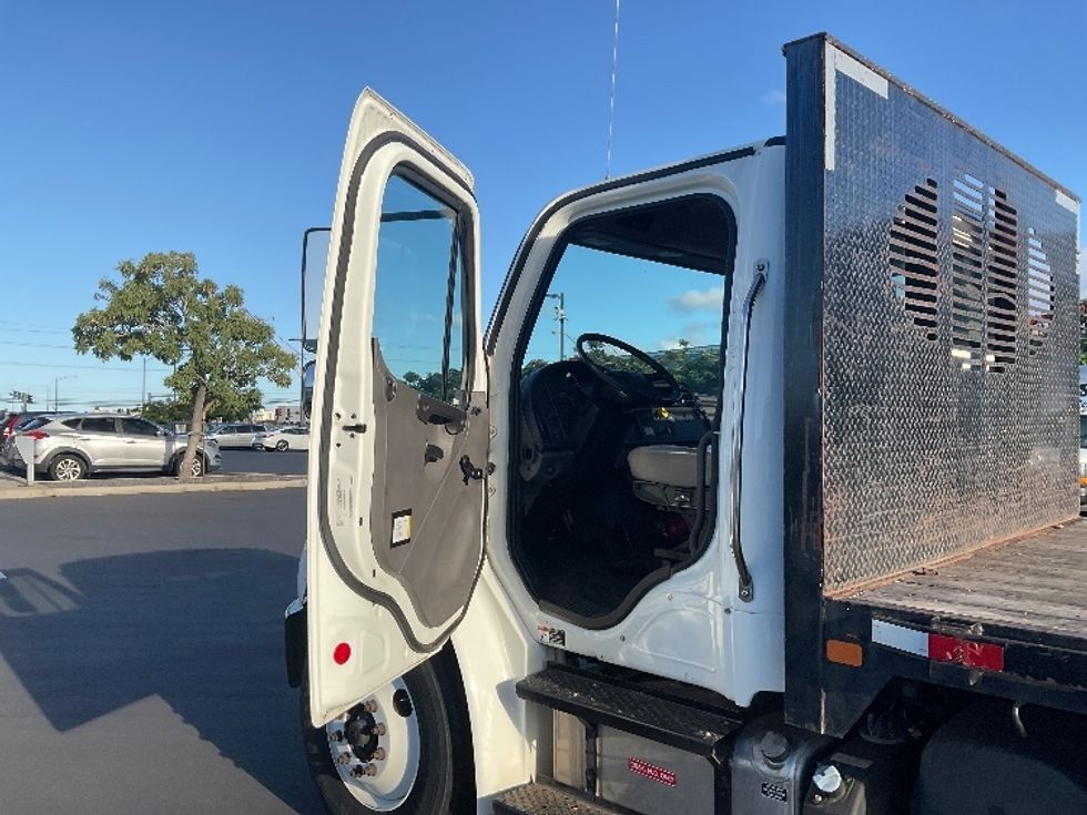 Flatbed Truck-Light and Medium Duty Trucks-Freightliner-2020-M2-Torrance-CA-39,543\n\t\tmiles-$ 58,250 - Image 16
