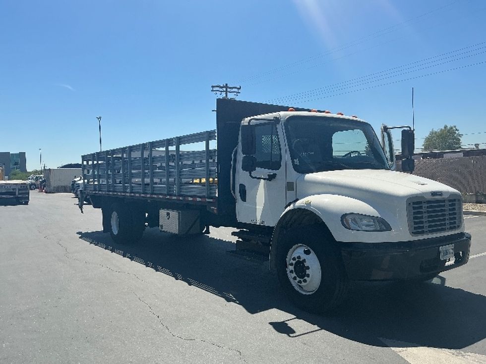 Flatbed Truck-Light and Medium Duty Trucks-Freightliner-2020-M2-Torrance-CA-60,872\n\t\tmiles-$ 67,500 - Image 1