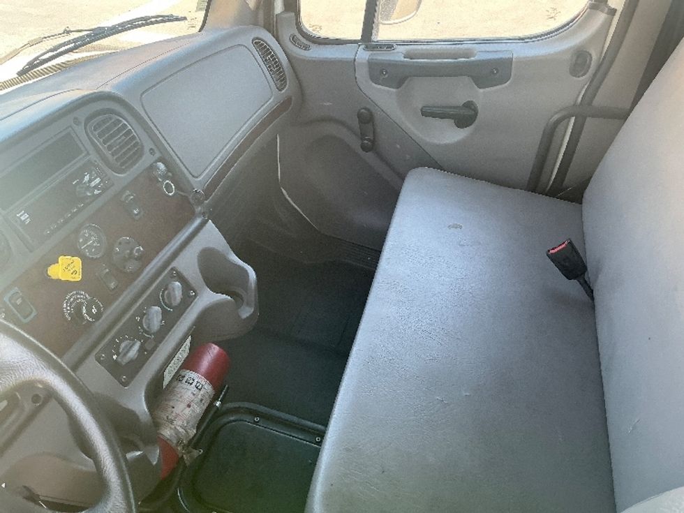 Flatbed Truck-Light and Medium Duty Trucks-Freightliner-2020-M2-Torrance-CA-60,872\n\t\tmiles-$ 67,500 - Image 15