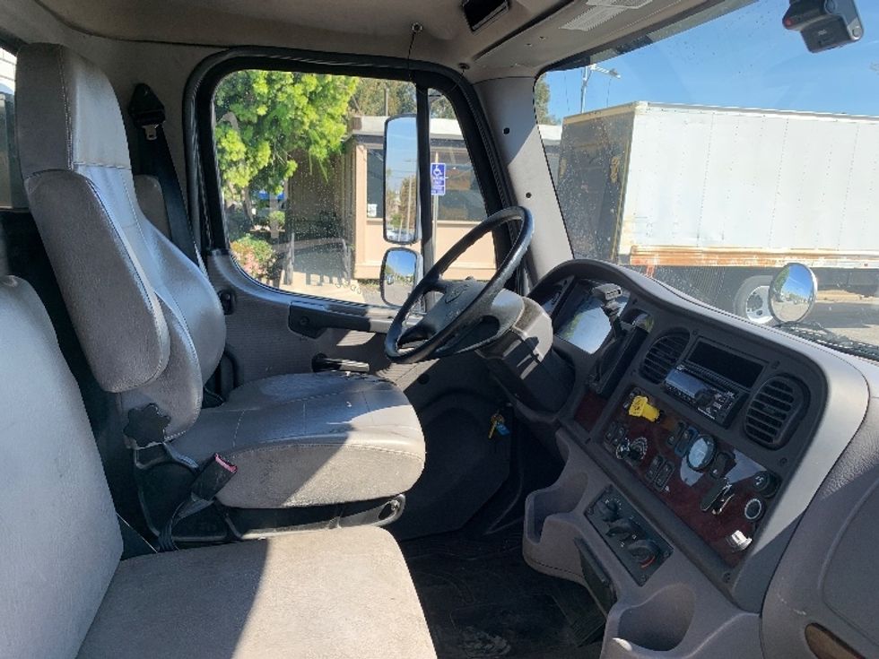 Flatbed Truck-Light and Medium Duty Trucks-Freightliner-2020-M2-Torrance-CA-72,018\n\t\tmiles-$ 59,500 - Image 21