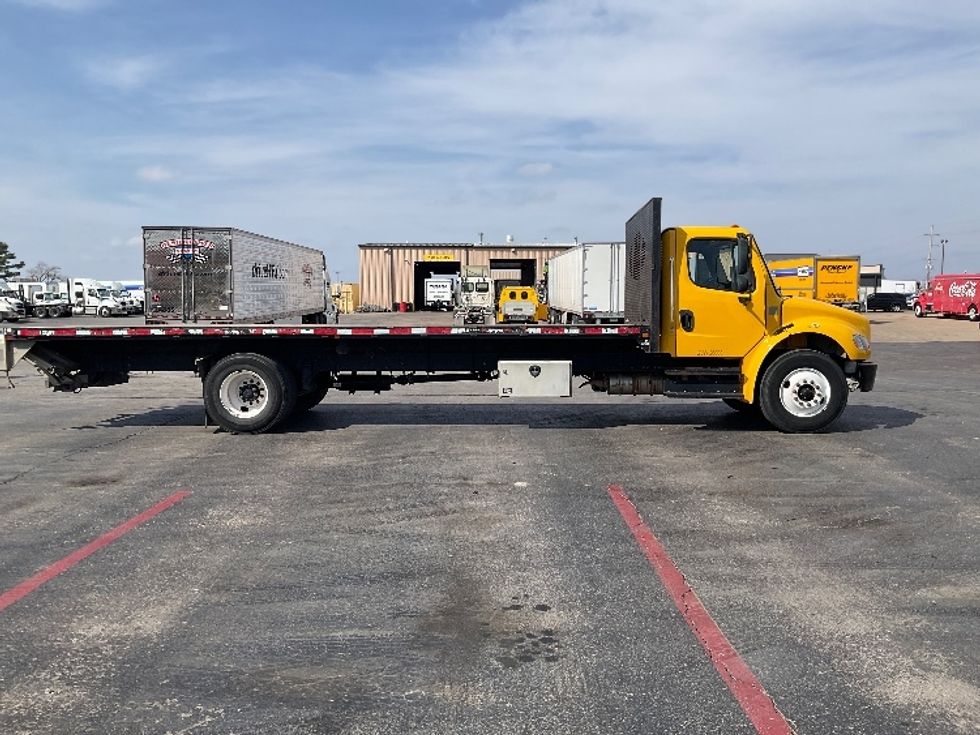 Flatbed Truck-Light and Medium Duty Trucks-Freightliner-2020-M2-Tulsa-OK-122,772\n\t\tmiles-$ 52,500 - Image 12
