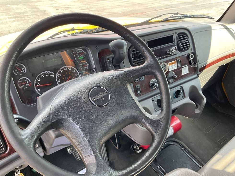 Flatbed Truck-Light and Medium Duty Trucks-Freightliner-2020-M2-Tulsa-OK-122,772\n\t\tmiles-$ 52,500 - Image 15