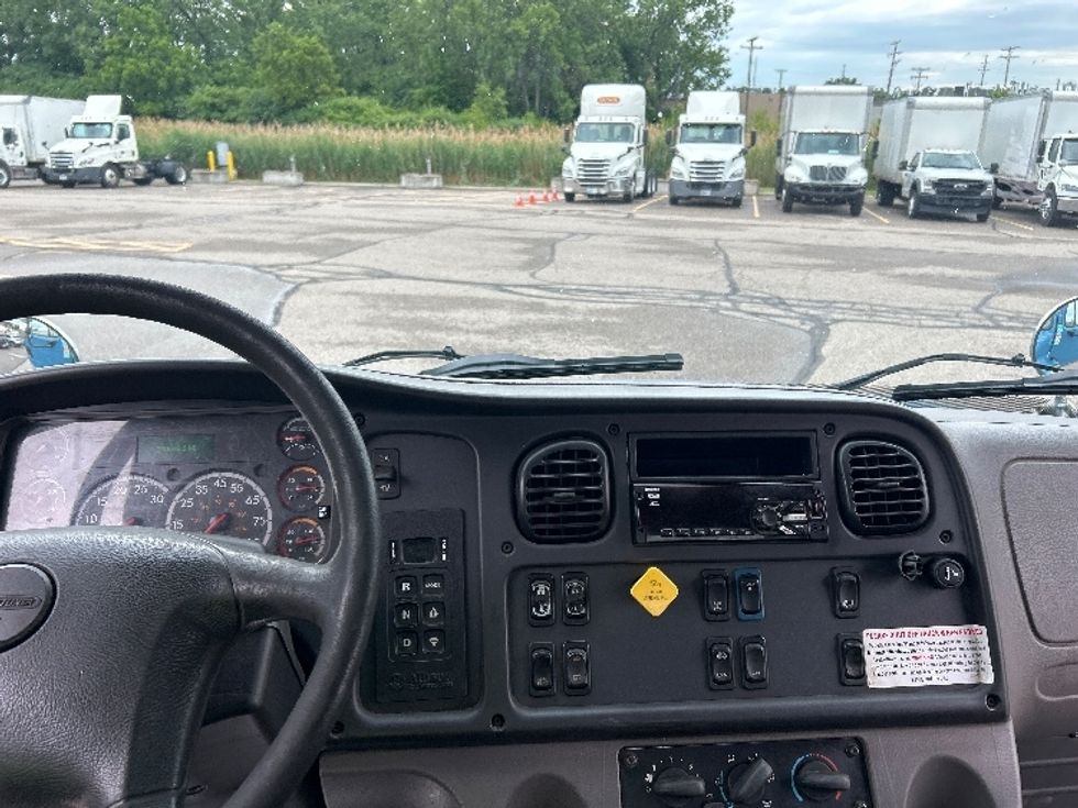 Flatbed Truck-Light and Medium Duty Trucks-Freightliner-2020-M2-Warren-MI-370,782\n\t\tmiles-$ 29,250 - Image 14