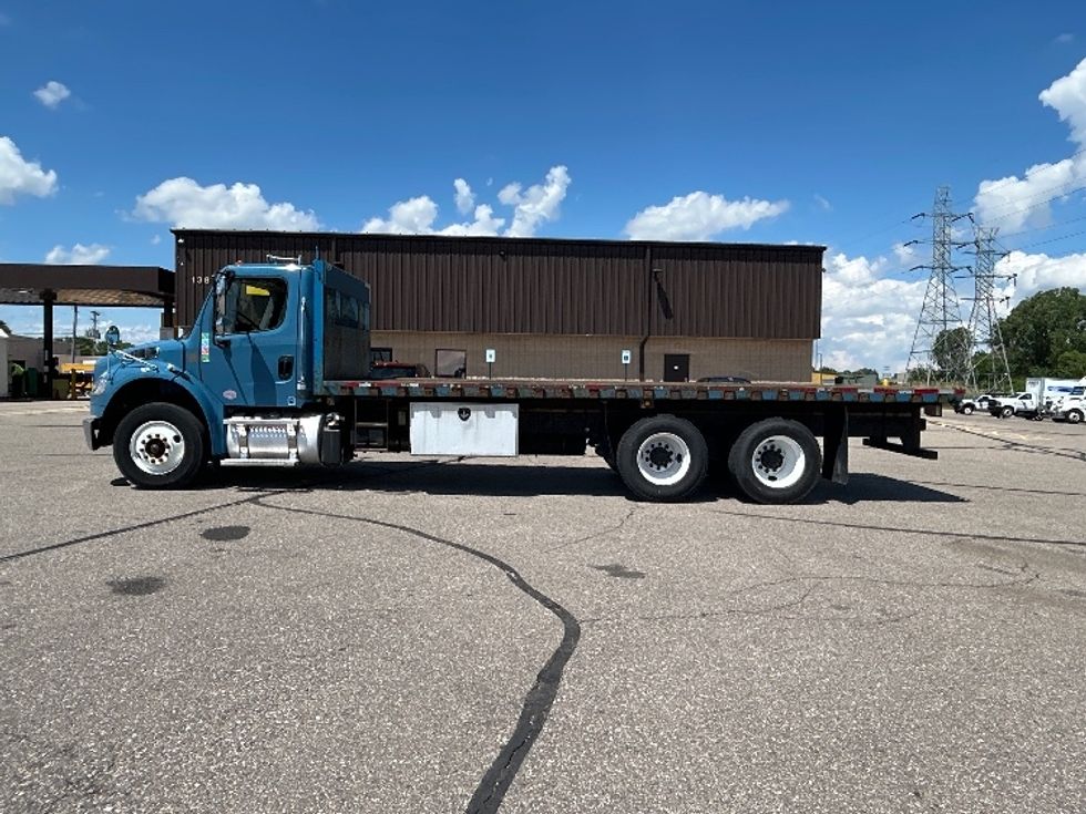 Flatbed Truck-Light and Medium Duty Trucks-Freightliner-2020-M2-Warren-MI-370,782\n\t\tmiles-$ 29,250 - Image 4