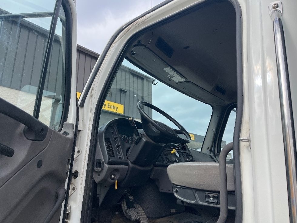 Flatbed Truck-Light and Medium Duty Trucks-Freightliner-2020-M2-Warren-MI-93,596\n\t\tmiles-$ 48,750 - Image 13