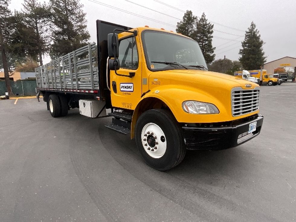 Flatbed Truck-Light and Medium Duty Trucks-Freightliner-2020-M2-West Sacramento-CA-101,197\n\t\tmiles-$ 55,750 - Image 1