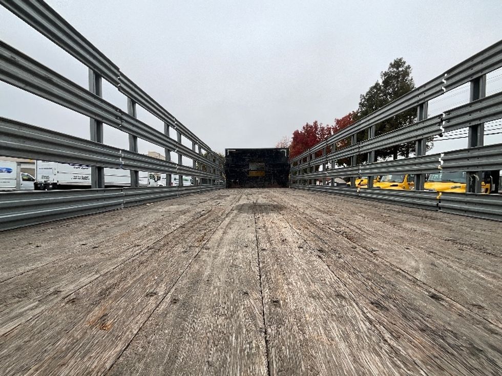 Flatbed Truck-Light and Medium Duty Trucks-Freightliner-2020-M2-West Sacramento-CA-101,197\n\t\tmiles-$ 55,750 - Image 12